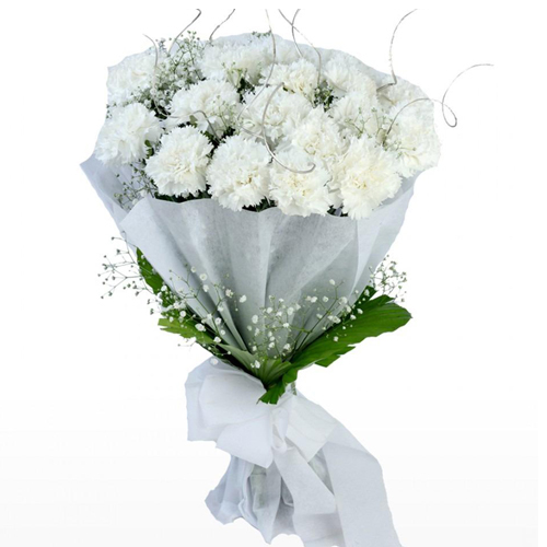 Pretty White Carnations Bouquet