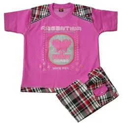 Hot Pink Kidswear for Boy.(7 year   9 years)