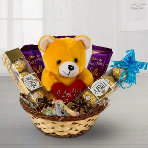 Exclusive Teddy with Chocos Basket