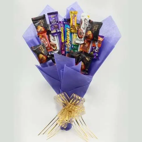 Enigmatic Chocolate n Cookies Bouquet