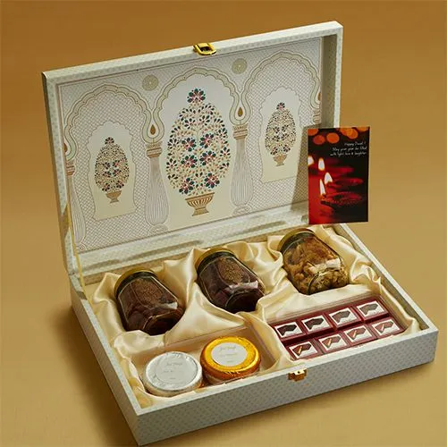 Festive Indulgence Treats Set