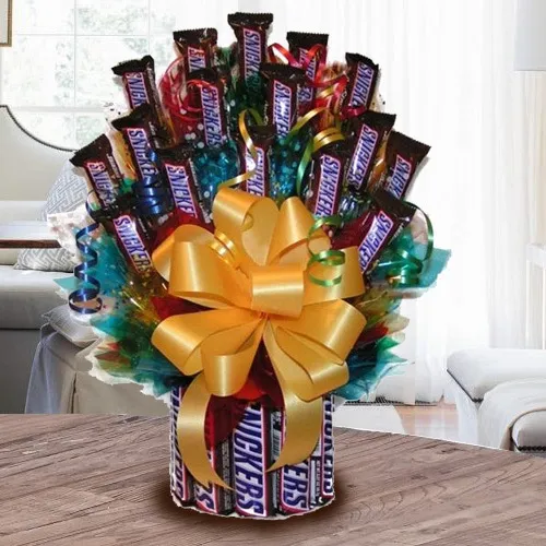 Snickers Arrangement Delight