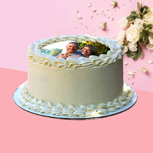 Marvelous Round Shape Photo Vanilla Cake