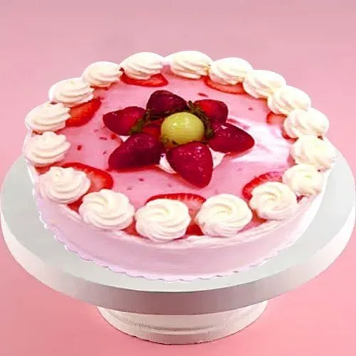 Rewarding Taste Strawberry Cake