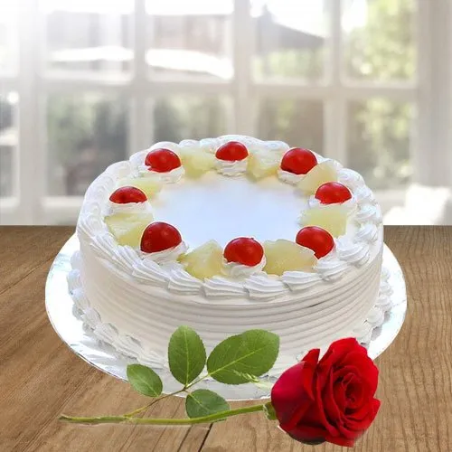 Delectable Vanilla Cake and Red Rose