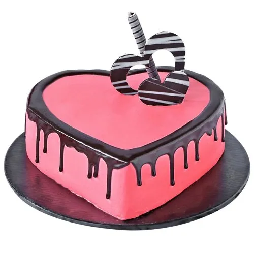 Yummy Love Strawberry Cake