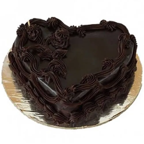 Yummy Heart Shaped Chocolate Cake