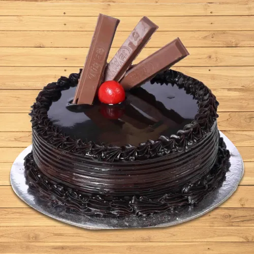 Mouth Watering Kitkat Chocolate Cake