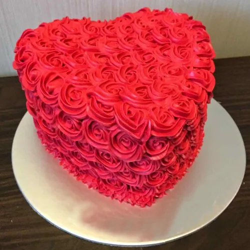Mouthwatering Heart Shaped Strawberry Rose Cake