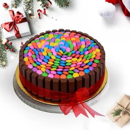 Extraordinary XMas Treat   KitKat Gems Cake