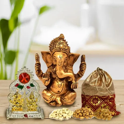 Classic Vighnesh Ganesh Idol with Dry Fruits Potli and Mandap