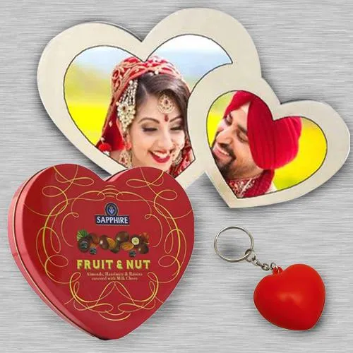 Striking Heart to Heart Personalized Gift Combo