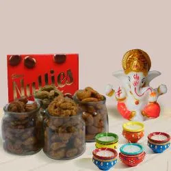 Blissful Pack of Flavored Cashews with Lord Idol N Wax Diyas