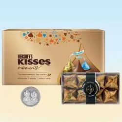 Ideal Diwali Combo of Pyramid Baklawa with Hersheys Kisses Moments