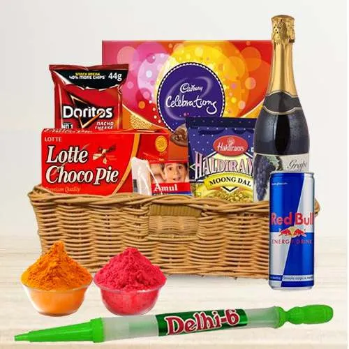 Splendid Gourmet Extravaganza Basket with Pitchkari n Gulal for Holi