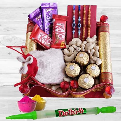 Remarkable Holi Special Gift Combo with Pitchkari n Gulal