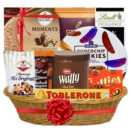 Classy Corporate Treat X-Mas Basket