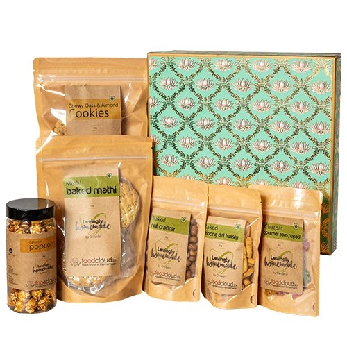 Luxurious Gourmet Treats Delight Hamper