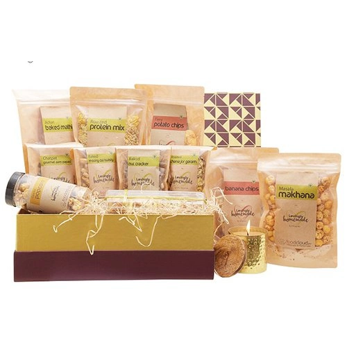 Exclusively Assorted Gourmet Treats with Baklava Gift Hamper