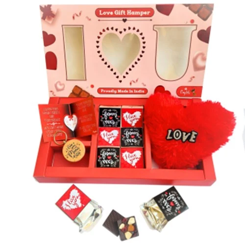 Romantic Hamper of Chocolaty Treats N Gifts