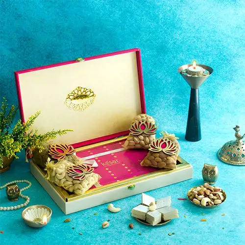 Premium Dryfruit With Kaju Katli In Pink Deer Box