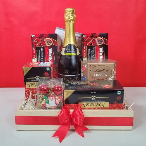 Festive Gourmet Treats N Sips Hamper