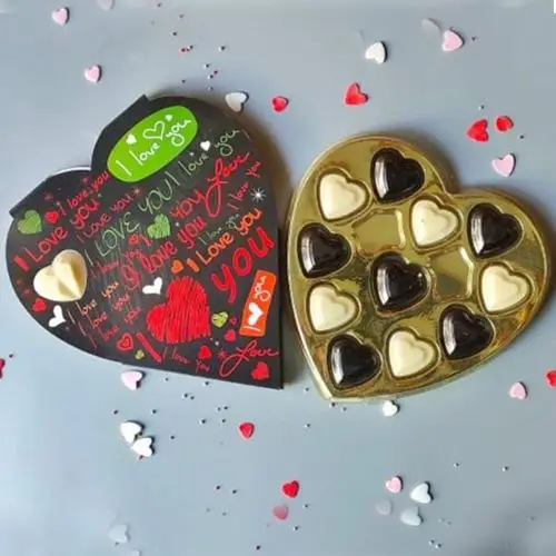 Wholesome Dark N White Heart Chocolates Box
