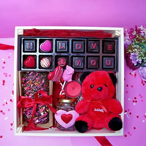 Deluxe Choco Treats Gift Hamper