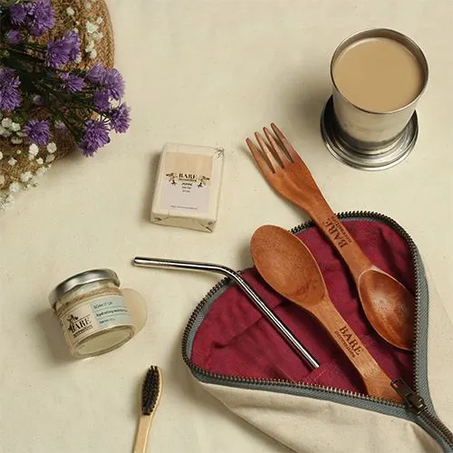 Sustainable Essentials Kits Ensemble