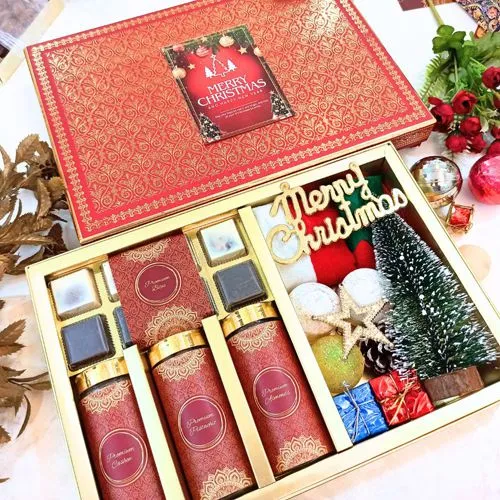 Christmas Gourmet Treats  N  Decors Ensemble