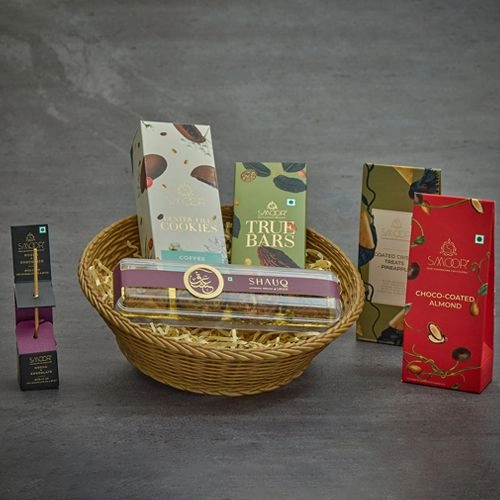 Gourmet Chocolate  N  Cookie Fusion Hamper