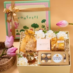 Festive Charm Gift Hamper