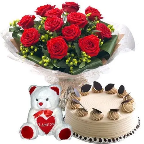 Romantic Gift of Teddy with Coffee Cake N Red Roses Bouquet