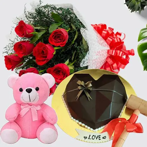 Magnificent Choice of Chocolaty Love Hammer Cake Roses Bouquet n Teddy