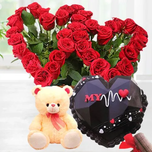 Lovely Heart Pinata Cake Twin Heart Red Rose Arrangement n a Soft Teddy