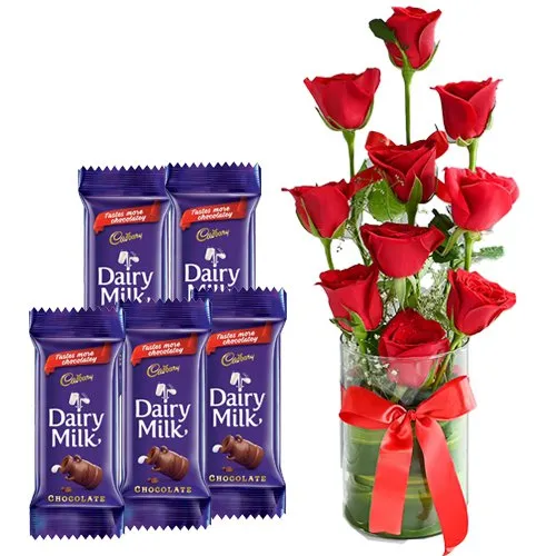 Steal My Heart Red Roses in Glass Vase N Cadbury Chocolate Gift Combo