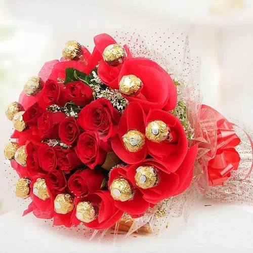 Romantic Red Bouquet of Roses N Ferrero Rocher