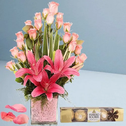 World of Pink Floral Vase N Ferrero Rocher Gift Combo