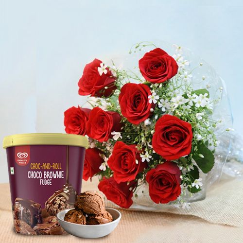 Charming Red Rose Bouquet with Choco Brownie Fudge Ice Cream from Kwality Walls