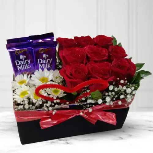 Fresh Flowers N Chocolates Delight