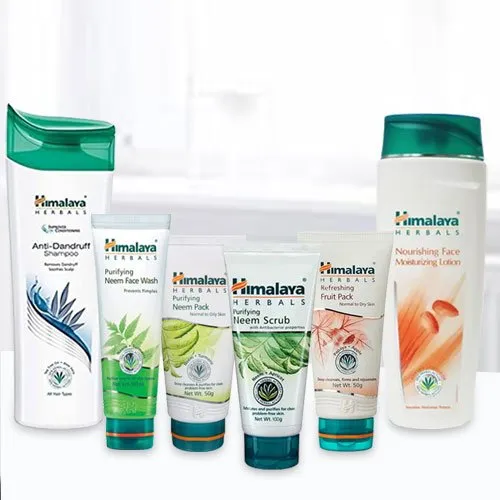 Wonderful Himalaya Refreshing Bath Gift Hamper for Women