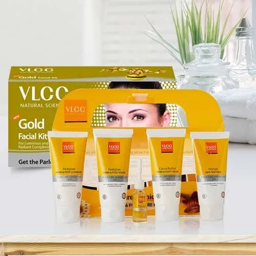 Glowing Look Gold Facial Kit with Pedicure and Manicure Kit from VLCC