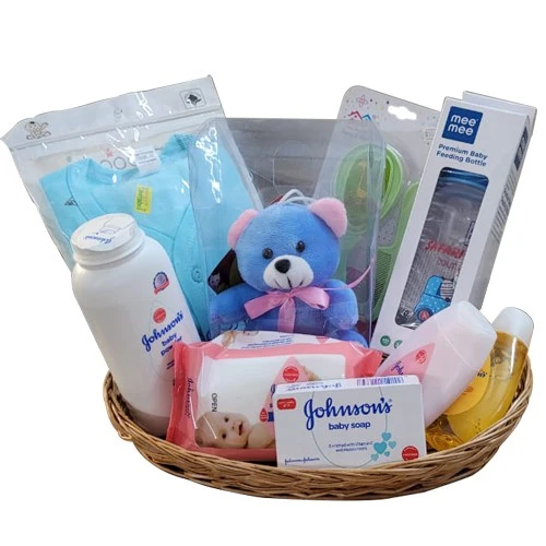 Amazing Jhonshon Babycare Gift Set with Clothing N Teddy