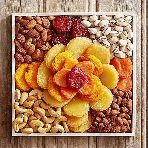 Ravishing Dry Fruits Assortment in Tray for Moms Day