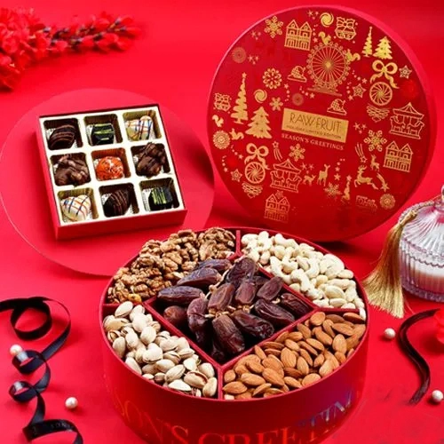 Tempting Dry Fruits & Chocolate Gift Combo