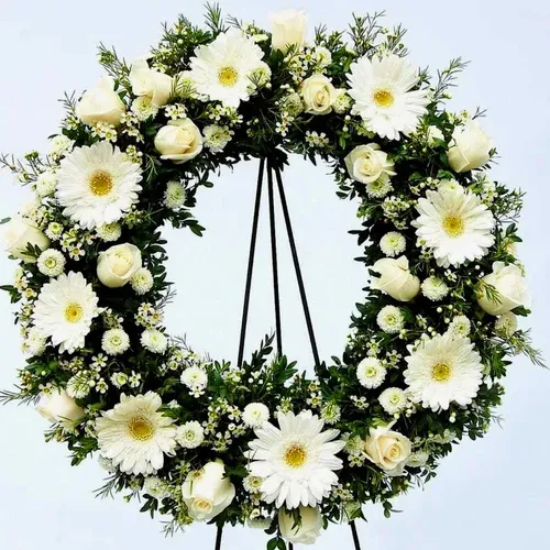 Mellow Floral Wreath