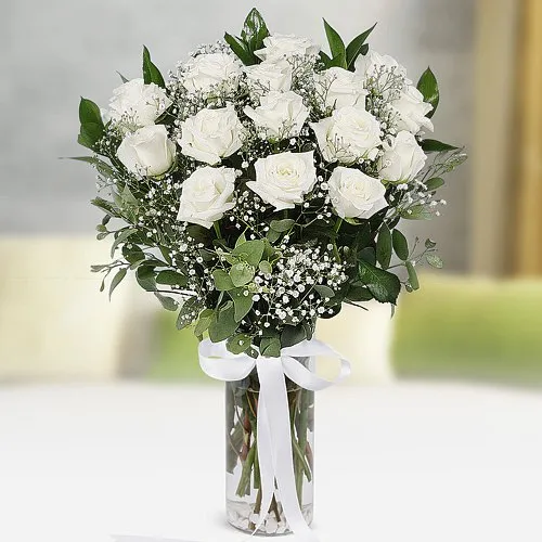 Supreme Whiteness Roses