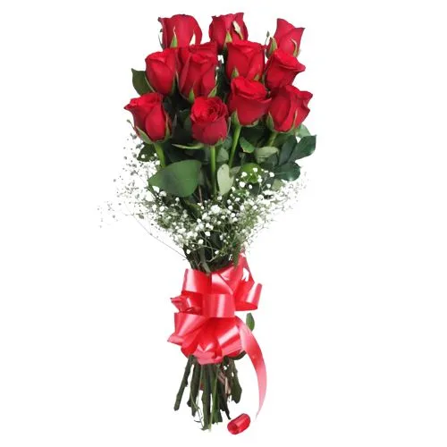 Charming Red Roses Bouquet