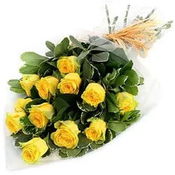 Artfully Arranged Yellow Roses Bunch