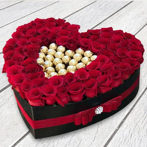 Rosy N Ferrero Love Box